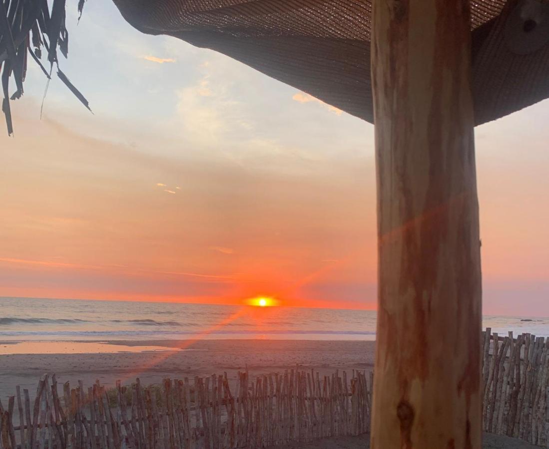 Tres Velas Surf Celestino Gazca Villasenor Esterno foto