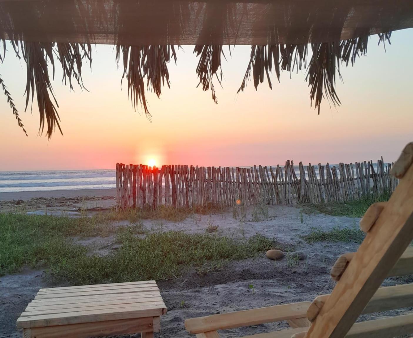 Tres Velas Surf Celestino Gazca Villasenor Esterno foto